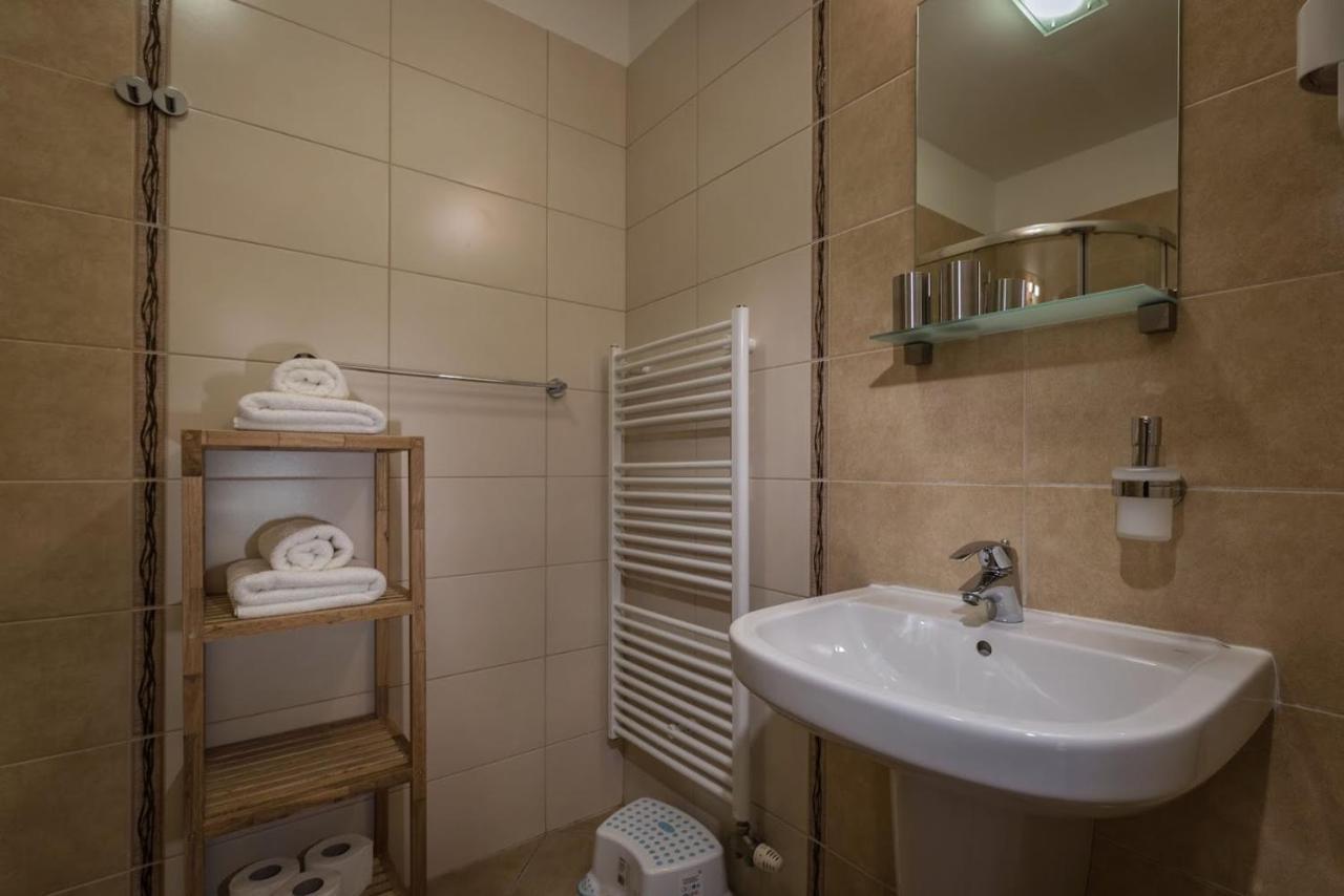 Apartman Bešeňová Eksteriør billede